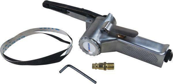 Finger clearance belt sander